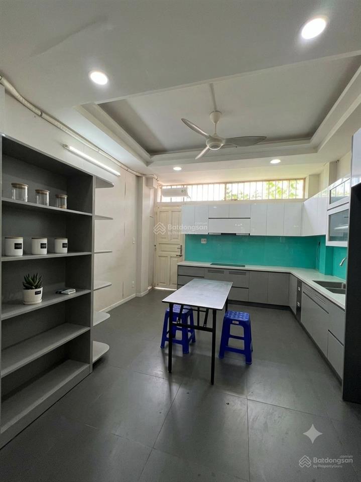 Phạm hữu lầu  mt đường nhựa 6m  oto ngủ sân  80m2  3 tầng  sân thượng  4pn  5.5t (tl)