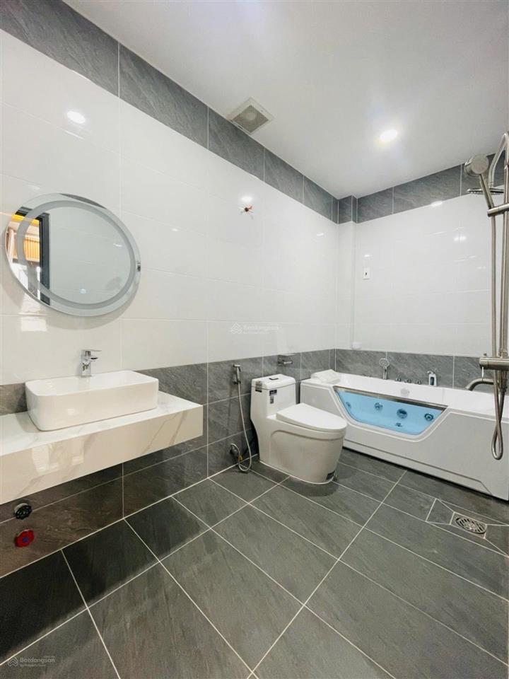Biệt thự 5 tầng ngang 7m thang máy xịn  kdc gia long riverside chỉ 11t2 (tl)