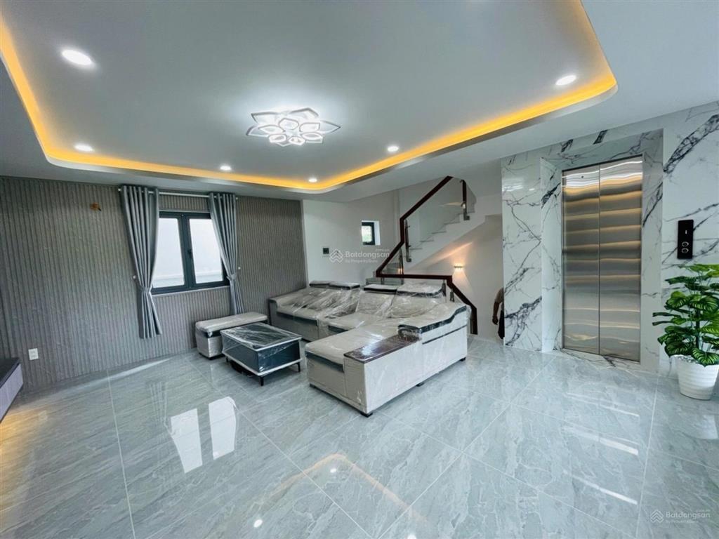 Biệt thự 5 tầng ngang 7m thang máy xịn  kdc gia long riverside chỉ 11t2 (tl)