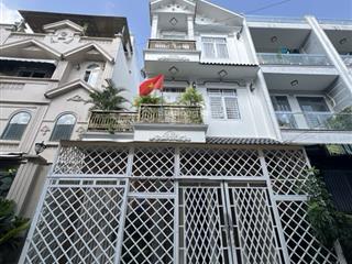 Nhà đẹp phạm thị quy  80m2  ngang 6,5m 3 tầng btct chỉ 6,3 tỷ!