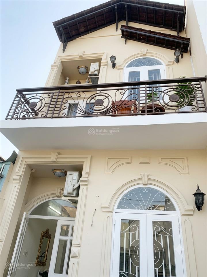 Cực phẩm dương bá trạc, quận 8  nhà 3 tầng  72m2  4pn  p/c châu âu  cách hxh chỉ 1p  chỉ 5t