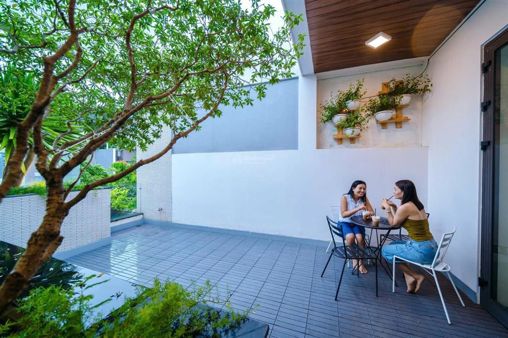 Cho thuê nhà 3 tầng full nội thất gần nguyễn phước lan, hoà xuân  diện tích 100m²,