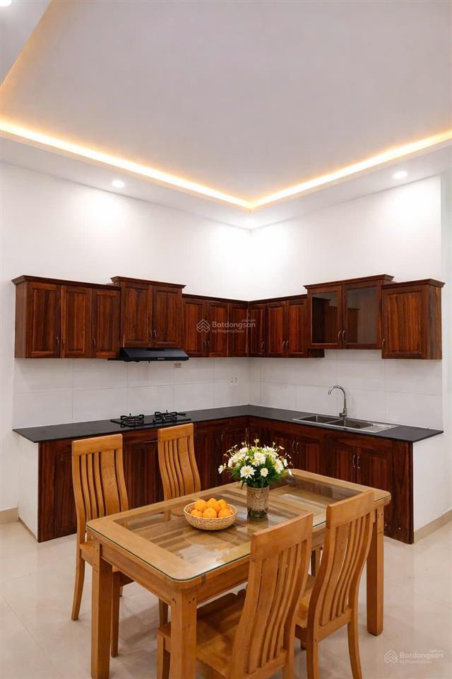 Cho thuê nhà đường cao sơn, ngũ hành sơn, gần crowne  thiết kế 6 phòng ngủ, 4 wc