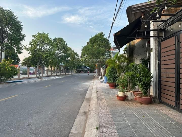 Bán nhà mặt phố 192, phạm ngọc thạch, 75m2, 3,1 tỷ, giá tốt, nhiều tiện ích