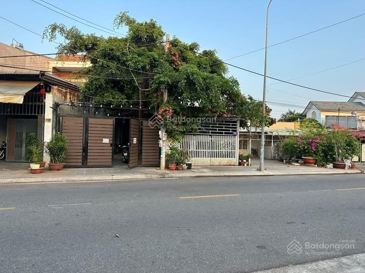 Bán nhà mặt phố 192, phạm ngọc thạch, 75m2, 3,1 tỷ, giá tốt, nhiều tiện ích