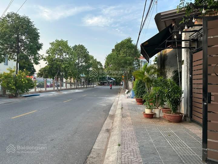 Bán nhà mặt phố 192, phạm ngọc thạch, 75m2, 3,1 tỷ, giá tốt, nhiều tiện ích