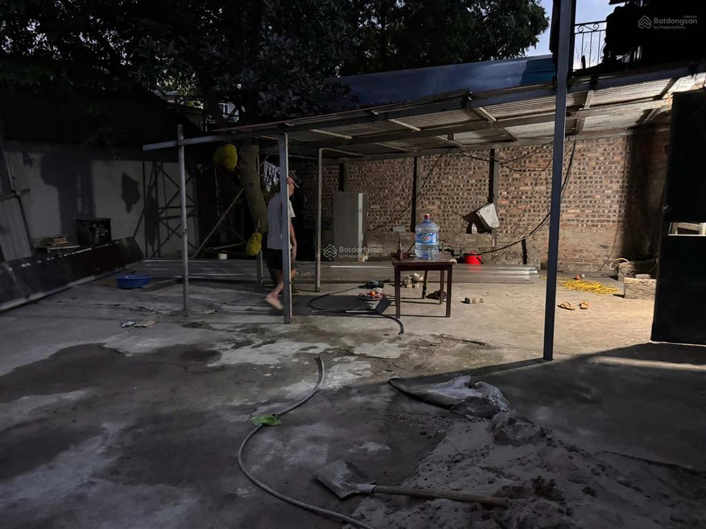 Cho thuê kho xưởng kết hợp nhà ở  an dương, tây hồ