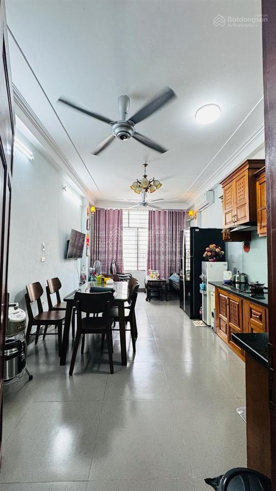 Mặt phố, nguyễn văn tuyết, đống đa, 2 thoáng trước sau, vỉa hè đá bóng, kd sầm uất ngày đêm,