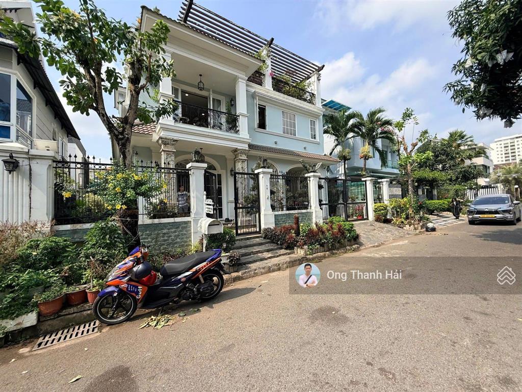 Cho thuê biệt thự đơn lập tại phú mỹ hưng, 285m2(19x15m) 6pn, sát bên công viên hồ bán nguyệt, ssis