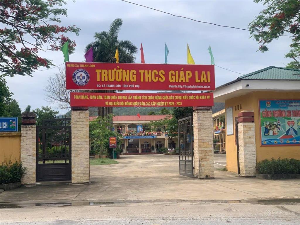 Bán nhà vườn rộng gần trường học xã giáp lai, phú thọ. 700m², 100m ra chục đường chính