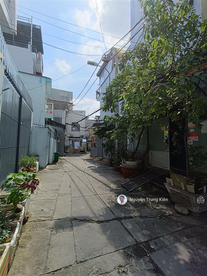 Nhỉnh 4 tỷ, bán nhà 76m2, 4 phòng ngủ, đường nguyễn thị thập, gần lotte