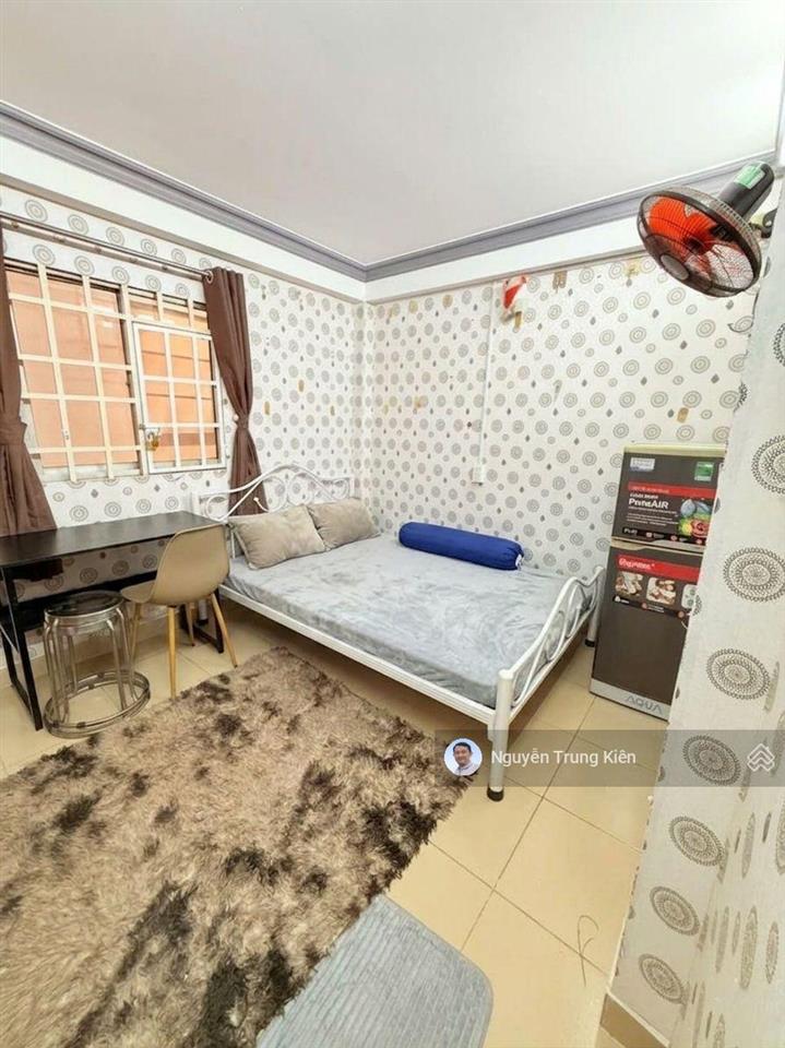 Nhỉnh 4 tỷ, bán nhà 76m2, 4 phòng ngủ, đường nguyễn thị thập, gần lotte