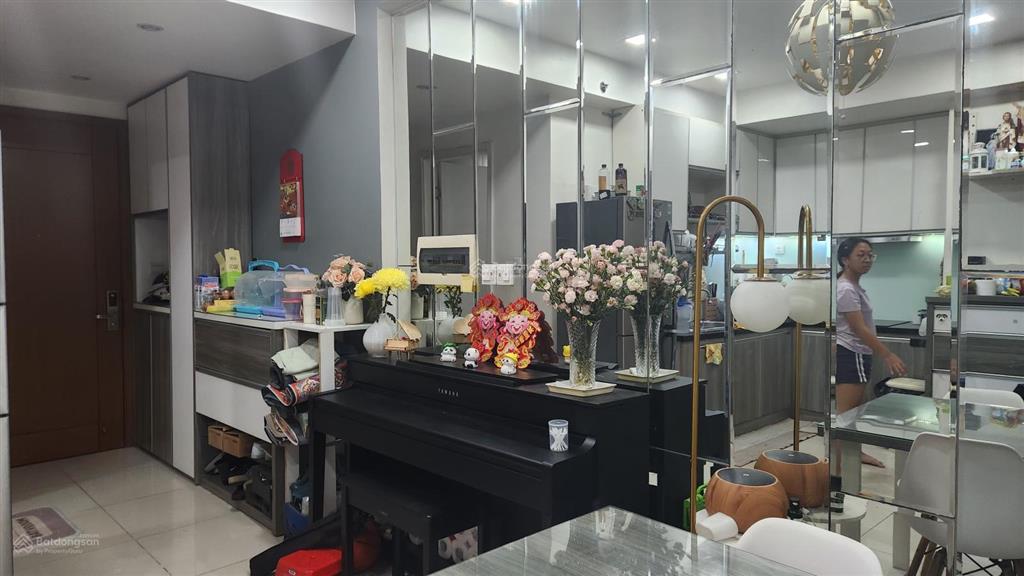Chính chủ cần bán căn hộ chung cư the park residence, tầng cao, thoáng mát