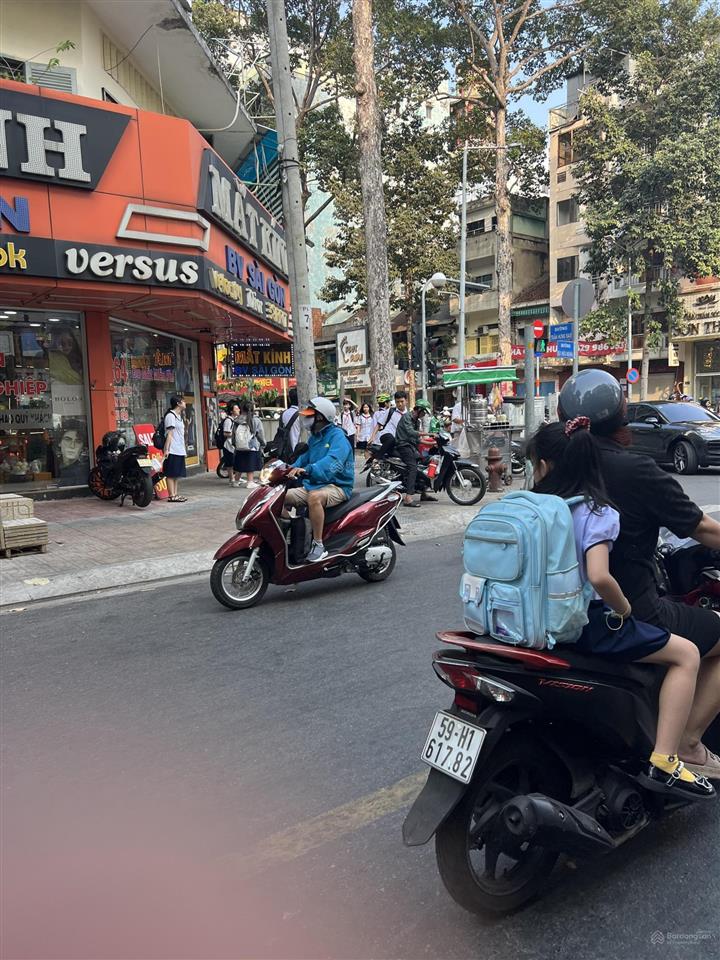 Mặt tiền kinh doanh đỉnh ngang gần 10m vị trí siêu đẹp bình trị đông