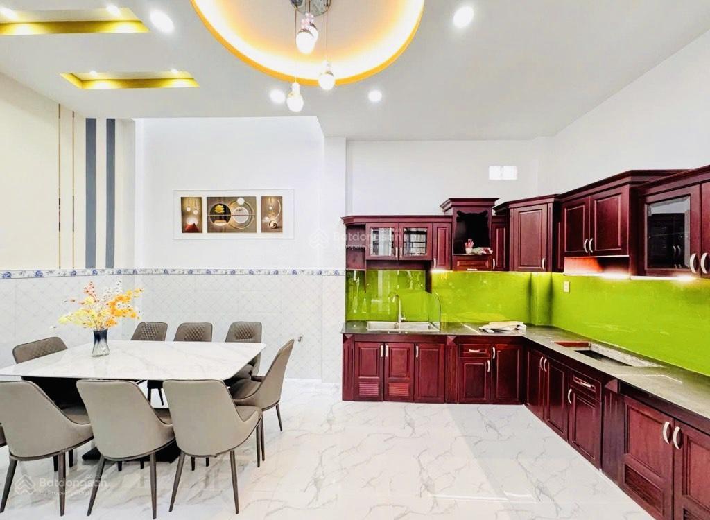 Nhà mới 4pn 3tầng btct hxh phan anh bình trị đông bình tân