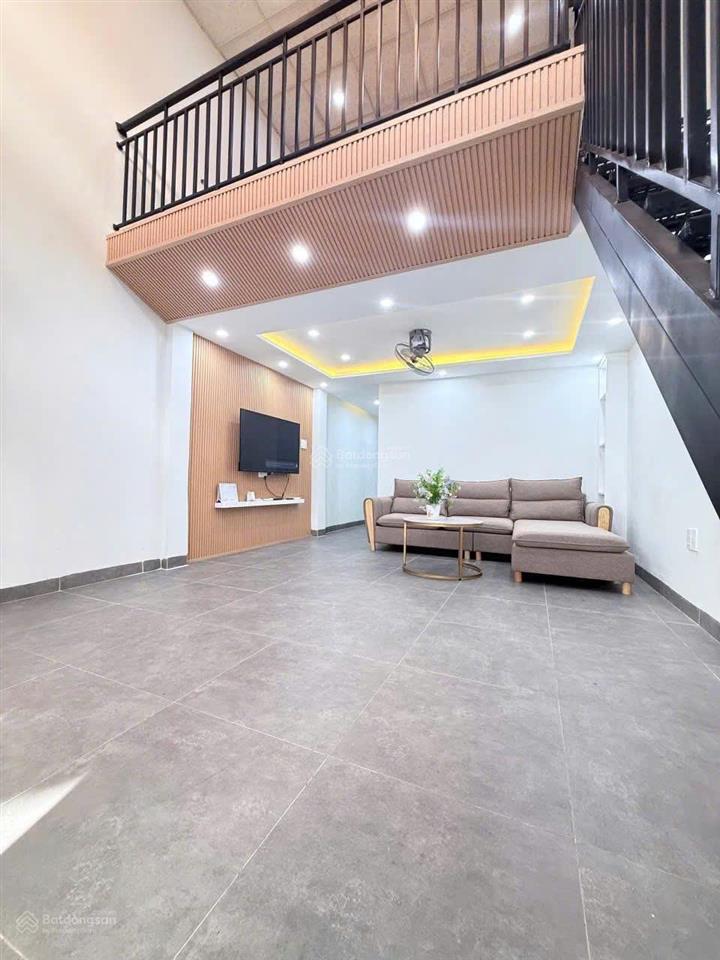 Cho thuê nhà mặt tiền khu phố hàn, cách biển mỹ khê 500m nhà cấp 4 có gác lửng, sạch sẽ