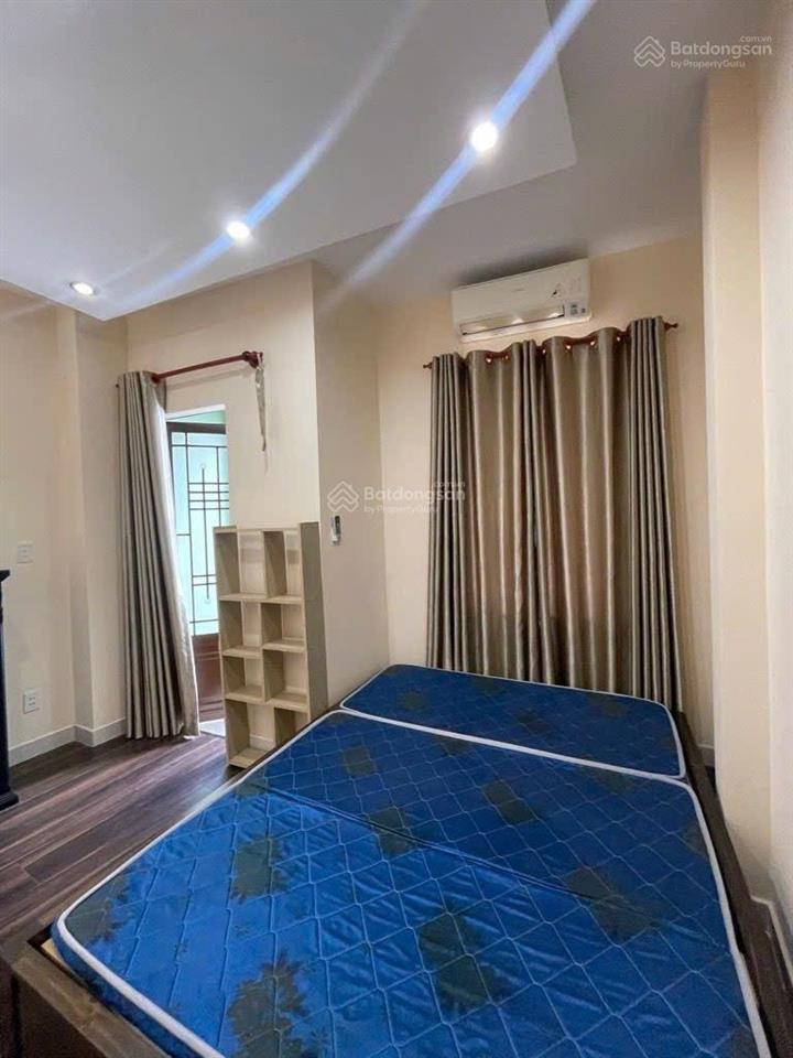 Huỳnh tấn phát ngay nguyễn thị thập, hxh 4m , 75m2, 3 tầng btct, 4pn