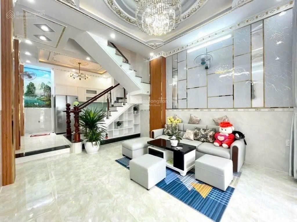Huỳnh tấn phát hxh , 4,2x 12,5m, 50m2, 1 trệt 2 lầu sân thượng, 4pn , 4 wc , tặng full nội thất