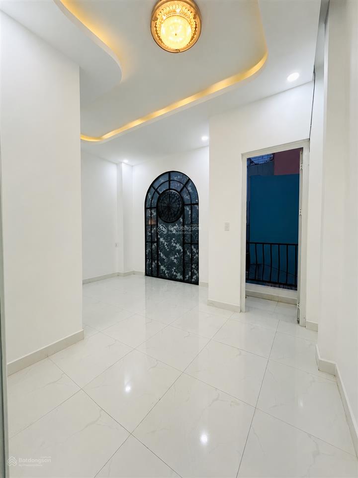 Huỳnh tấn phát  3pn  ngang 4,7m nở hậu, 1 trệt 1 lầu, shr, hoàn công đủ, hỗ trợ bank, 10p tới q1