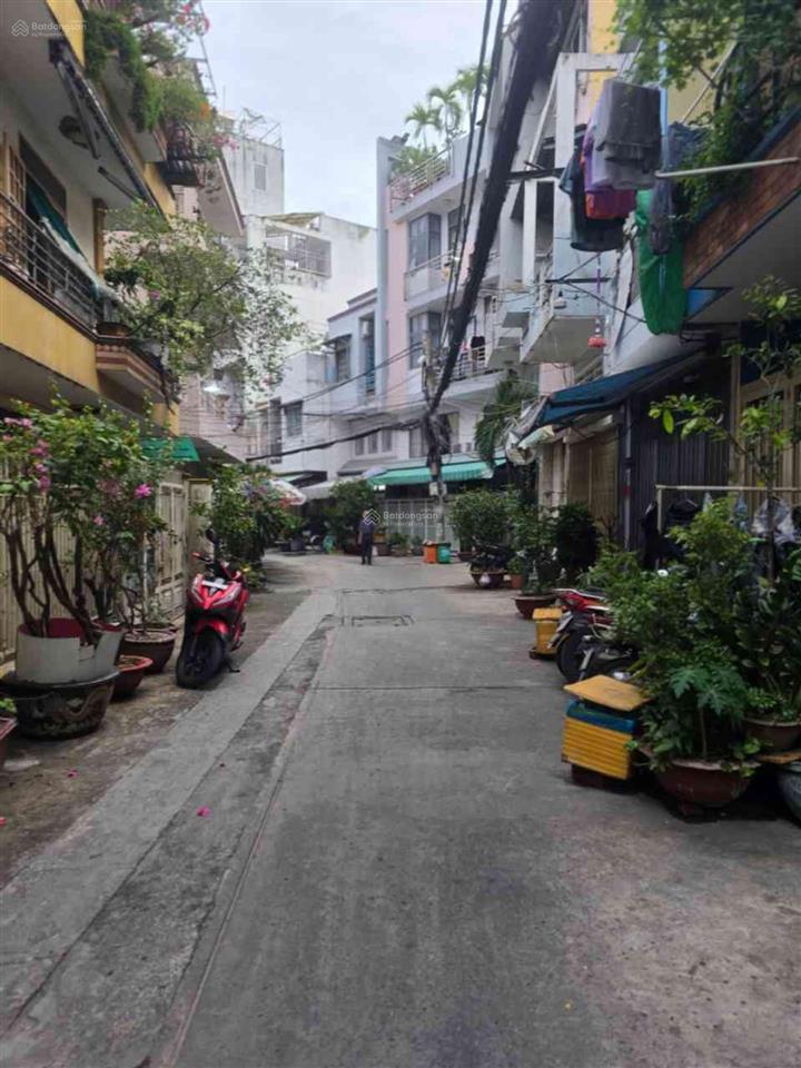 Tôn thất thuyết q4  hẻm 5m  4 tầng 5 pn  4wc  20m ra mặt tiền