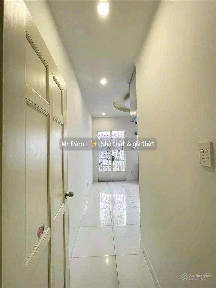 Q7 kế lotte hẻm 5m, ô tô đỗ cửa chỉ 4,65 tỷ  nhà 2 tầng, 4x8m, 2pn 2wc