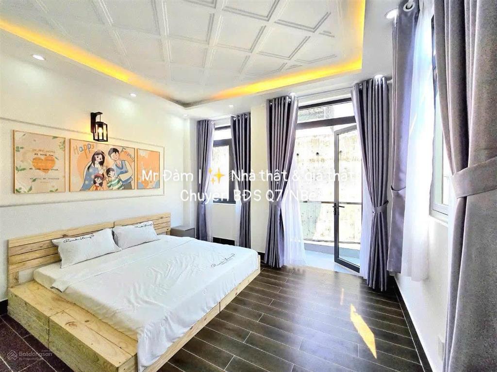 5,85 tỷ, sát q7 có ngay nhà 4 tầng sân thượng, 4pn xe hơi tới nhà