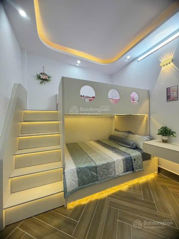 Hàng hiếm  cạnh chân cầu phú xuân thị trấn nha bè chỉ 3ty39