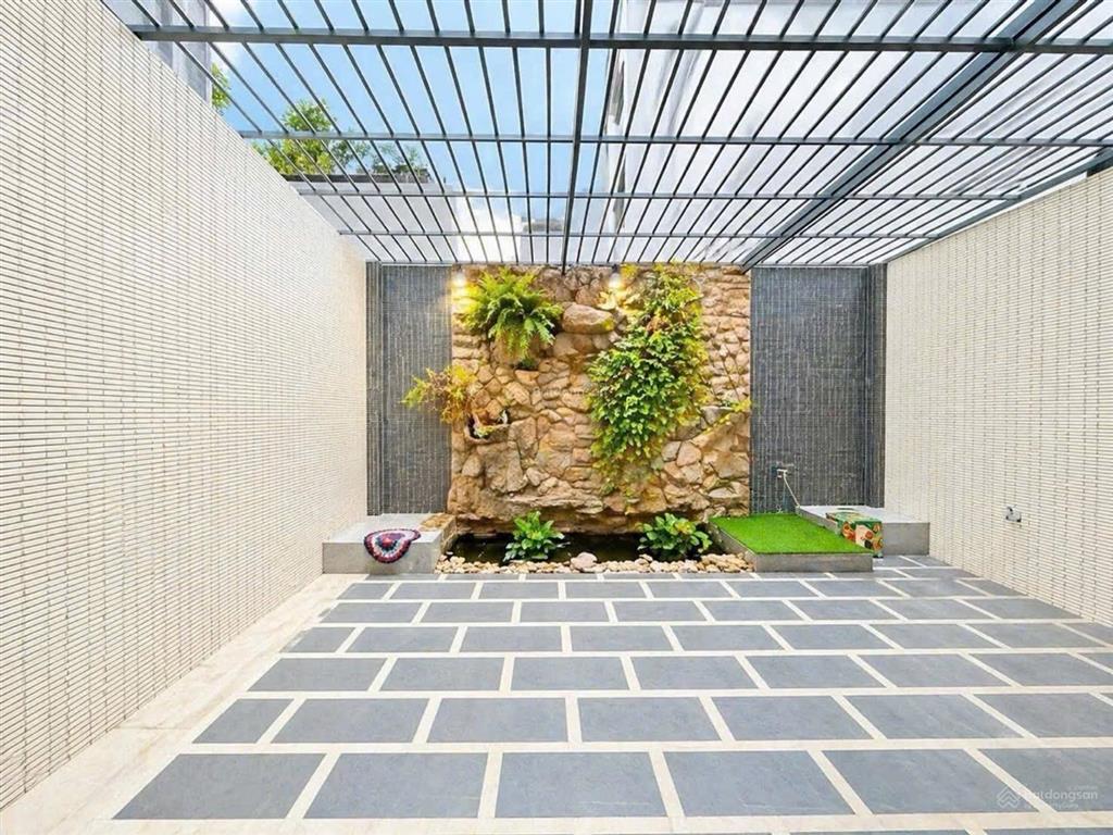 Biệt thự ngay thị trấn nhà bè đường nhựa xe hơi tránh nhau  kế bên quận7  chỉ 8,9 t  gần 110m2