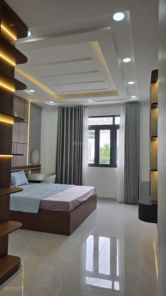 Bán nhà ngang 7m5 x 15m dt 115m2 tặng toàn bộ nói thất