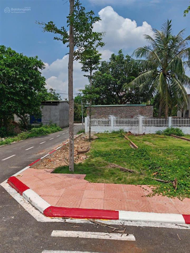 Chỉ nhỉnh 1 tỷ mặt tiền 5,37m nở hậu 80 m2 đất thành phố,cách hồ đại lải 100m