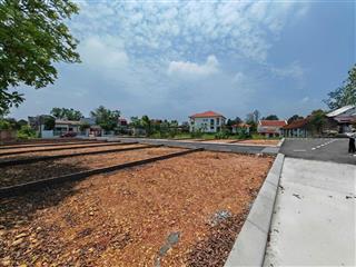 Chỉ nhỉnh 1 tỷ mặt tiền 5 m nở hậu 60,1 m2 đất thành phố  đất đô thị,gần kđt lớn
