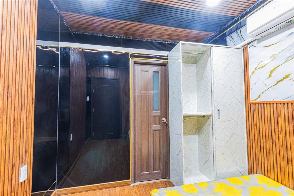 Bán căn hộ dv 6 tầng 2 lê đức thọ 20phòng có nội thất cao cấp , có pccc , đang cho thuê 1201tháng