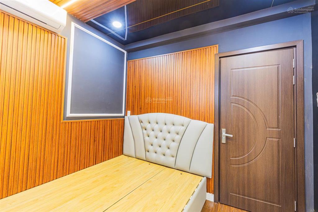 Bán căn hộ dv 6 tầng 2 lê đức thọ 20phòng có nội thất cao cấp , có pccc , đang cho thuê 1201tháng