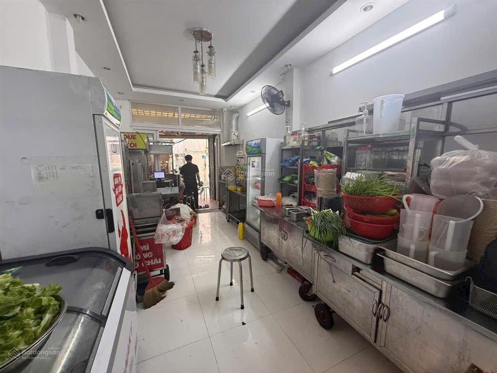 Nhà mặt tiền hoàng hoa thám  phường 5  quận phú nhuận  tphcm  3m25x14m nhà 2 lầu  4pn