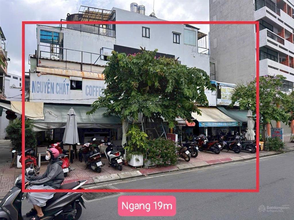 Mặt tiền nguyễn hữu cảnh  q1 tphcm  dt  18mx4m cấp 4 giá 15tỷ900