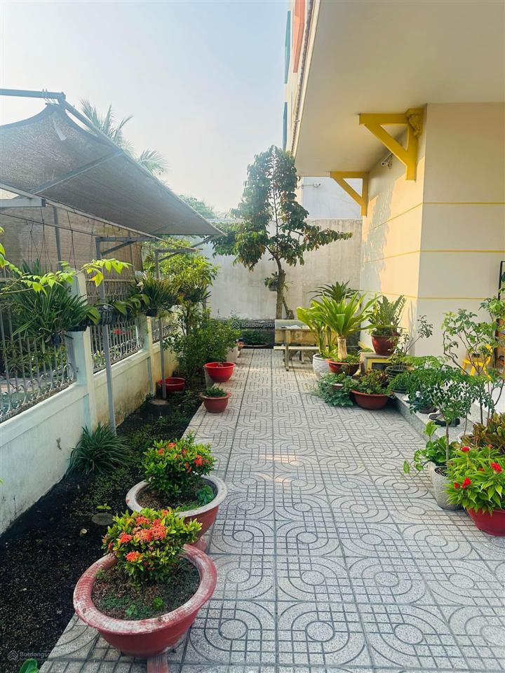Bán biệt thự vườn thới tam thôn 17 hóc môn sát q12 300m2 giảm còn 7ty800