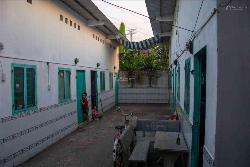Bán 3 dãy trọ 30 phòng cách 50m ra mặt tiền tỉnh lộ 8  xã tân thạnh củ chi  dt  15mx70m