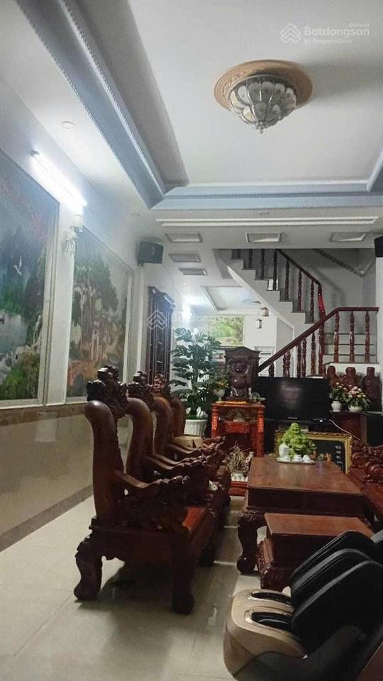 Bán nhà 1/ lê văn khương đường thông 7m dt 4mx30m nhà 4 tầng có sân thượng trước sau xe trong sân