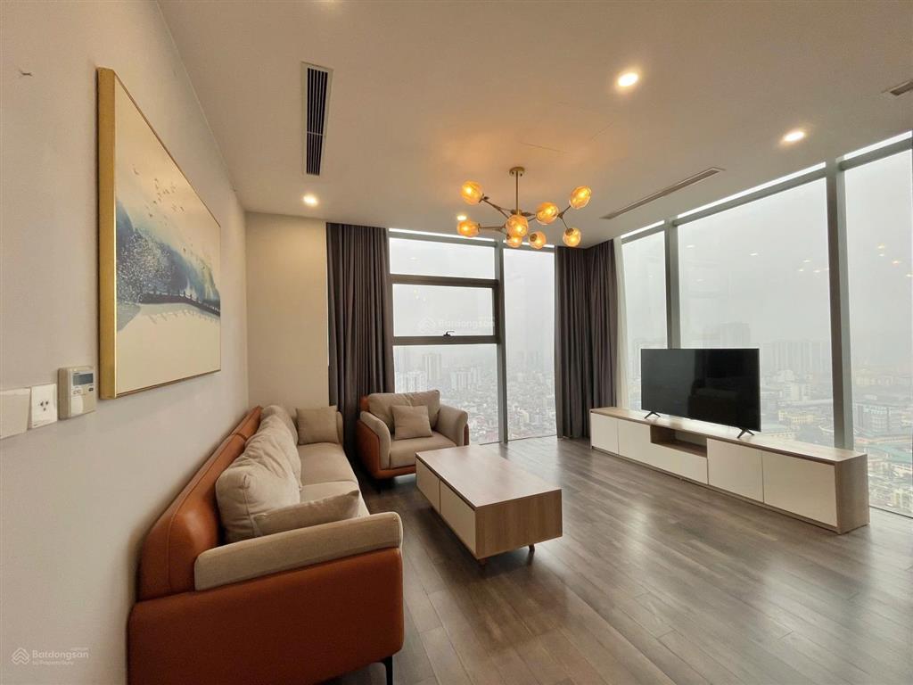 Cho thuê căn hộ cao cấp flc 265 cầu giấy 3pn full đồ, ban công đông nam