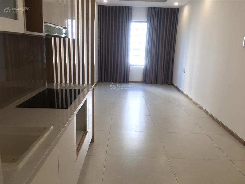 Căn hộ 1 phòng ngủ, nội thất cơ bản, giá thuê 13 triệu / tháng trống sẵn xem nhà ngay