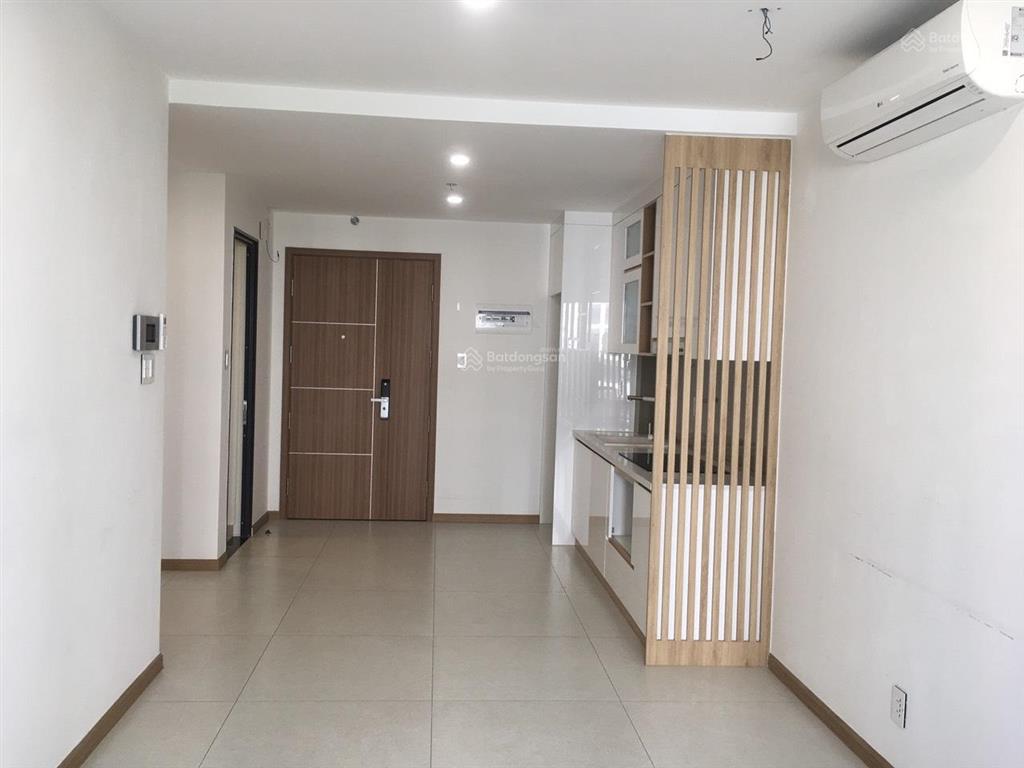 Căn hộ 1 phòng ngủ, nội thất cơ bản, giá thuê 13 triệu / tháng trống sẵn xem nhà ngay