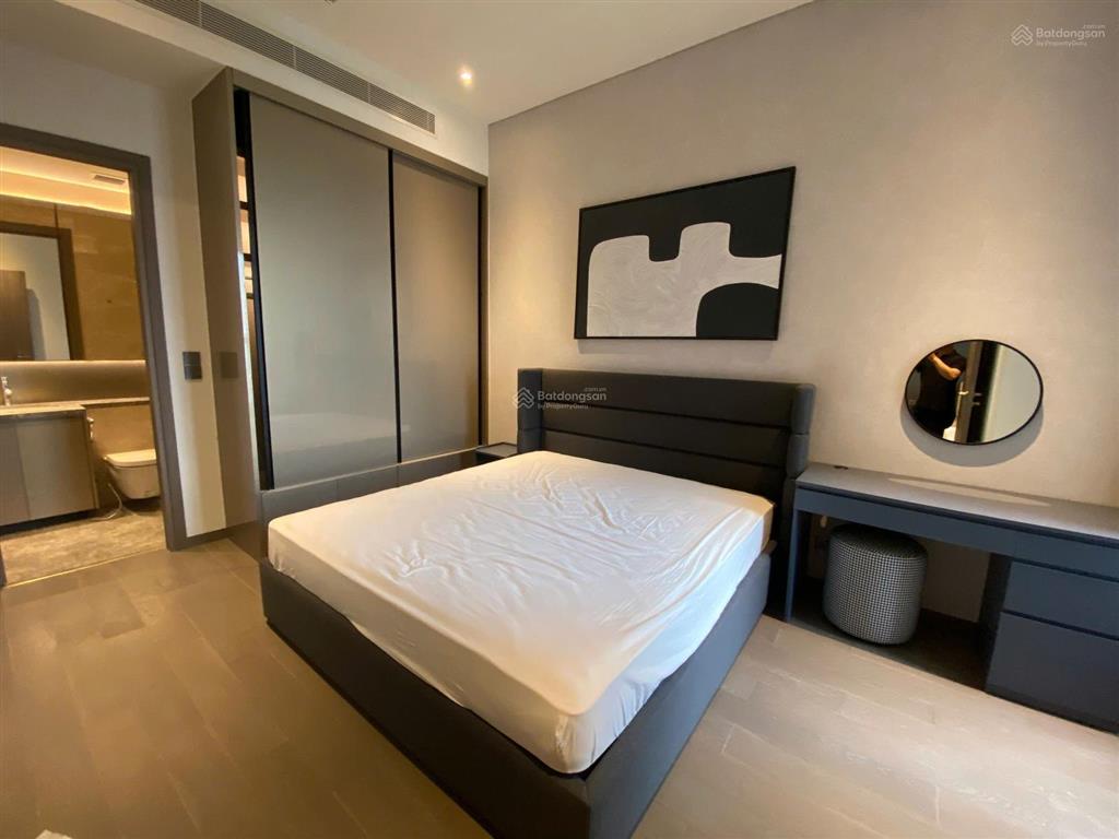 Bán căn hộ 3 phòng ngủ 85 m2 tháp babylon tầng cao giá 8.5 tỷ  tú cata 0909 931 ***