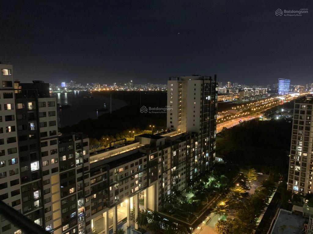 Bán căn hộ 3 phòng ngủ 85 m2 tháp babylon tầng cao giá 8.5 tỷ  tú cata 0909 931 ***