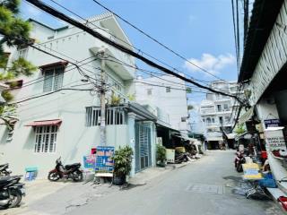 Nhà 3 tầng lô gócngay chợkinh doanh đỉnhngang 5m65m2đường 8m