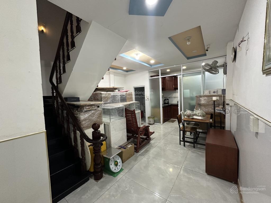 Nhà 2 tầng80m2đường 5m sát mặt tiềnvườn lài5.tỷ