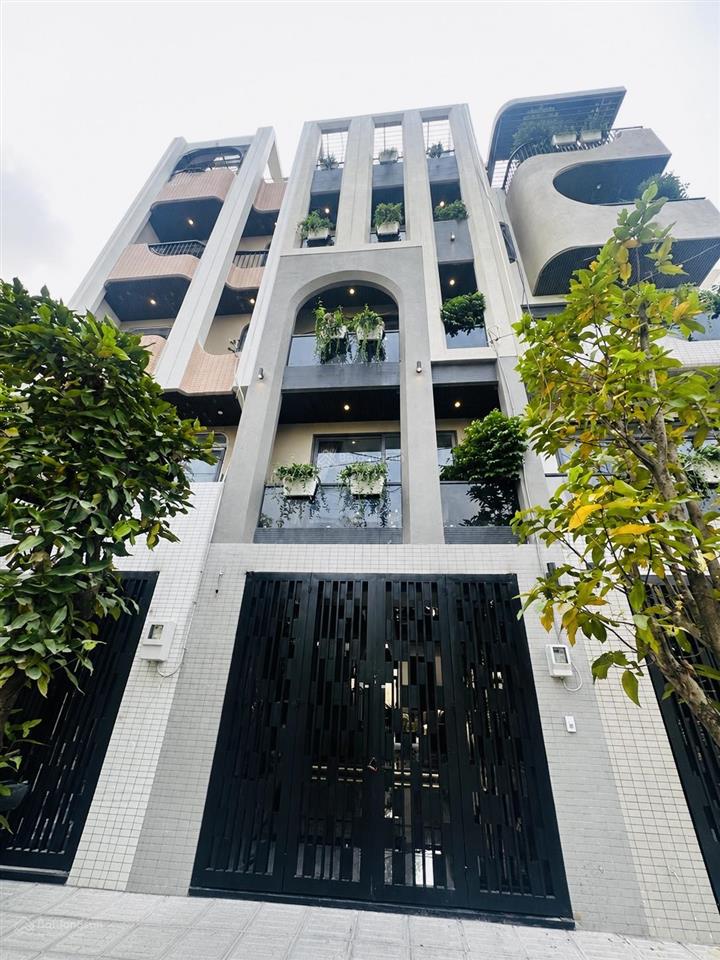 Nhà mặt tiền q12  5 tầng  260m2 sàn  full nội thất nhập ngoại  giá 7.. tỷ