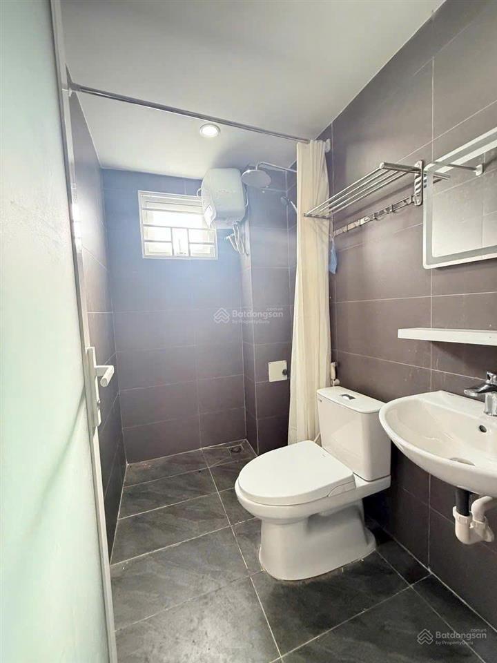 Cho thuê nhà mặt tiền khu phố hàn gần dương đình nghệ, cách biển mỹ khê 500m