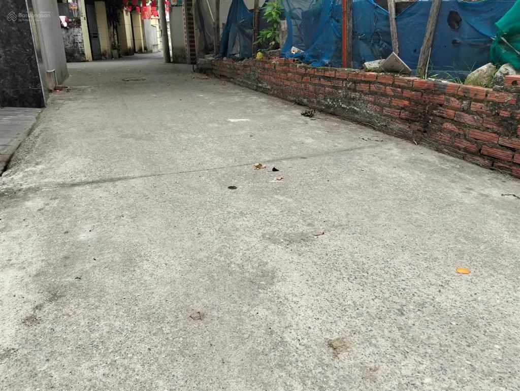 Hàng ngủ đông tiên dương ,đông anh ( phúc thịnh mới ) chỉ hơn 3 tỷ
ngõ thông ,ô tô vào nhà