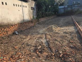 Cần tiền ra gấp lô đất ngay đường basa kdc đông đúc 162m2 1,4 tỷ sổ hồng riêng