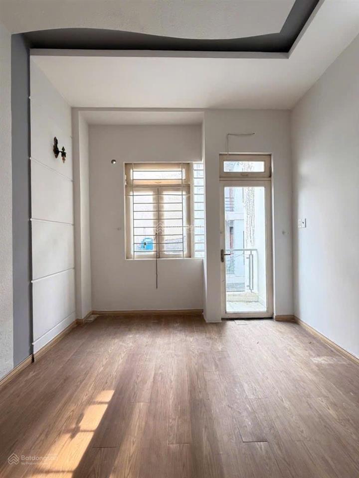 Bán nhà 4tầng5pn hẻm nhựa 5m trước nhà. sát mặt tiền lộ 8m huỳnh văn nghệ q,tân bình. nhỉnh 5tỷ